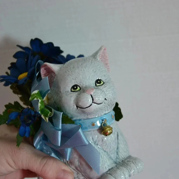 Vtg Grey  Kitty Planter - Picture 6 of 7